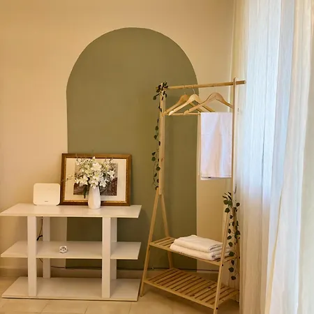 Downtown And Mountain View Floor * ティラナ